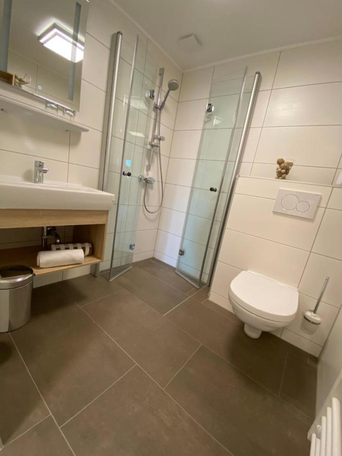 Privatzimmer Und Ferienwohnungen Leeb Persenbeug Exterior photo